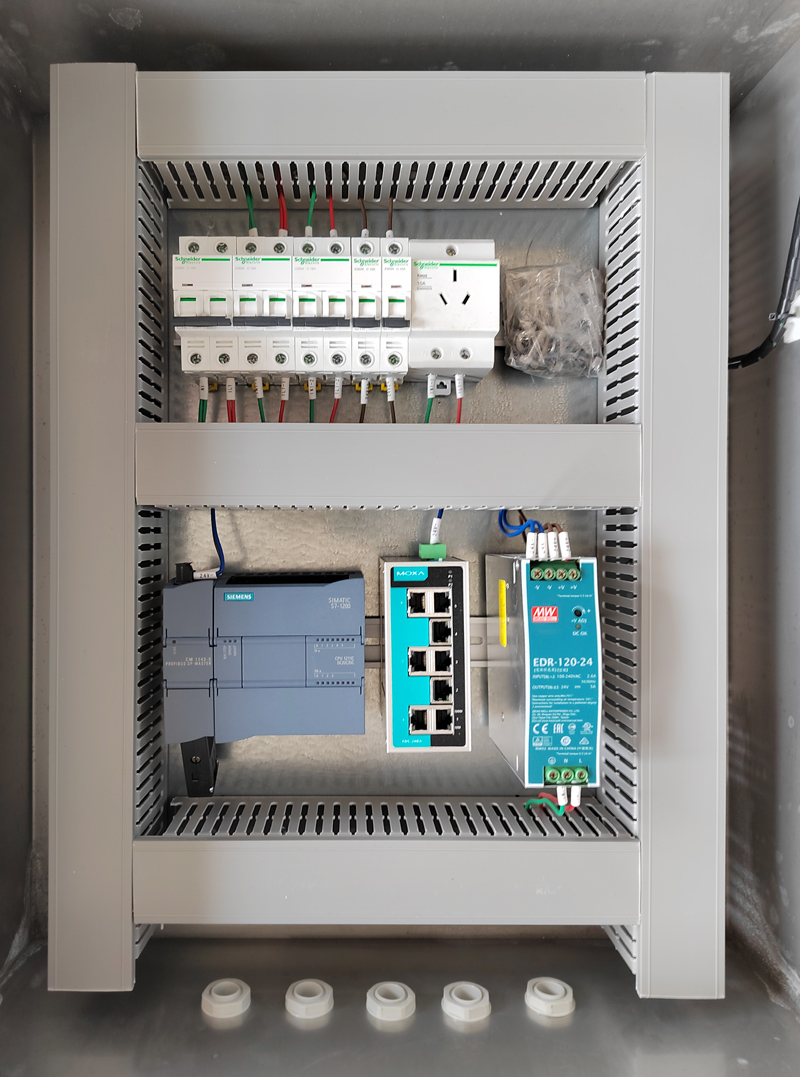 制藥行業加藥裝置PLC電氣控制柜